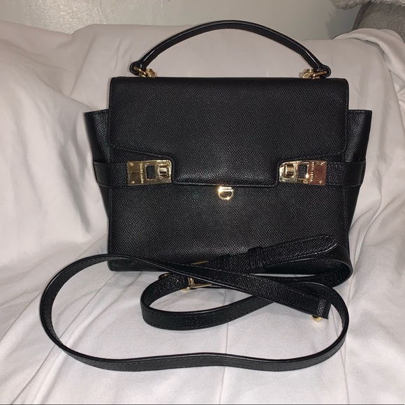 henri bendel Handbags - FIRM HENRI BENDEL BLACK SATCHEL